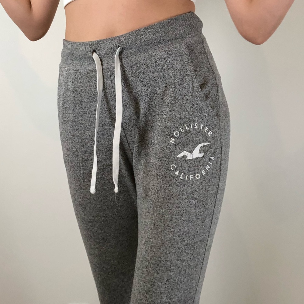 Light grey Hollister sweatpants/joggers